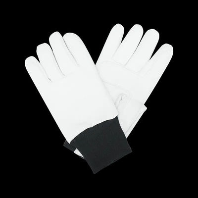 Handschuhe aus Ziegenleder, Handschuhe aus Ziegenleder